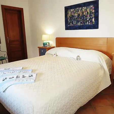 Apartments Ruby Funtana