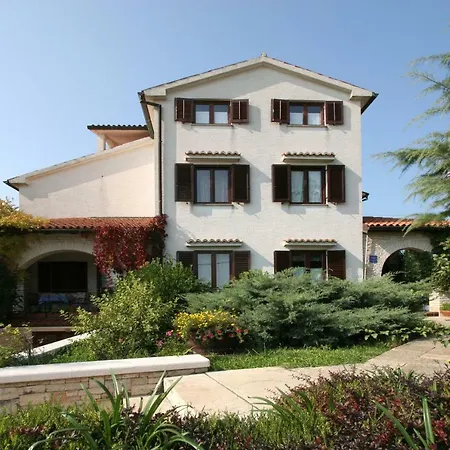 Apartment Apartments Ruby Funtana